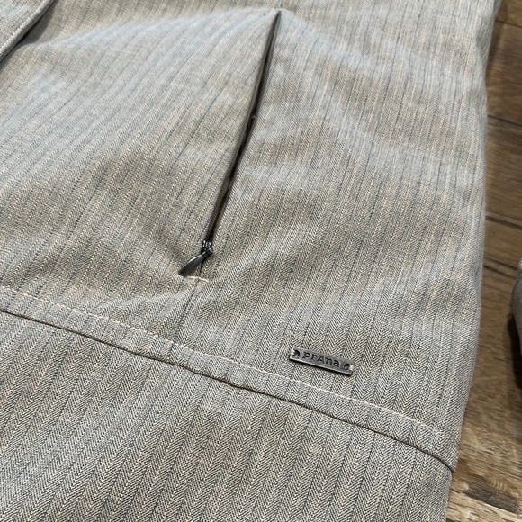 Prana Beige Hooded Coat with Pink Lining in Excellent Condition - Picture 2 of 7